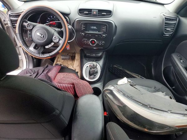 2017 KIA SOUL
