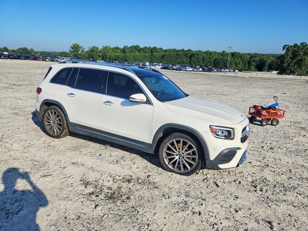 2022 MERCEDES-BENZ GLB GLB250
