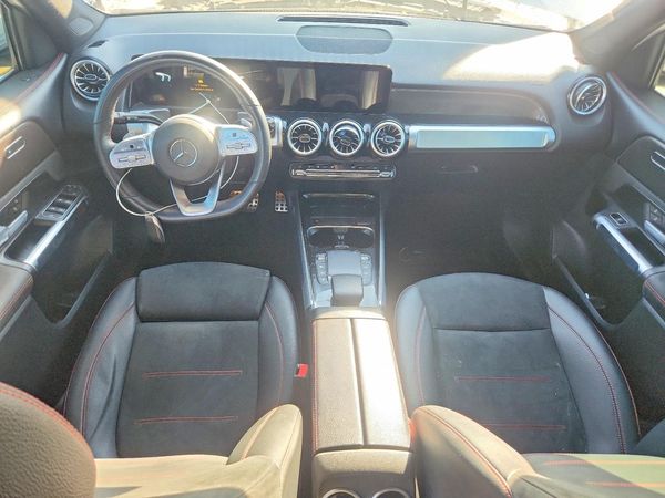 2022 MERCEDES-BENZ GLB GLB250