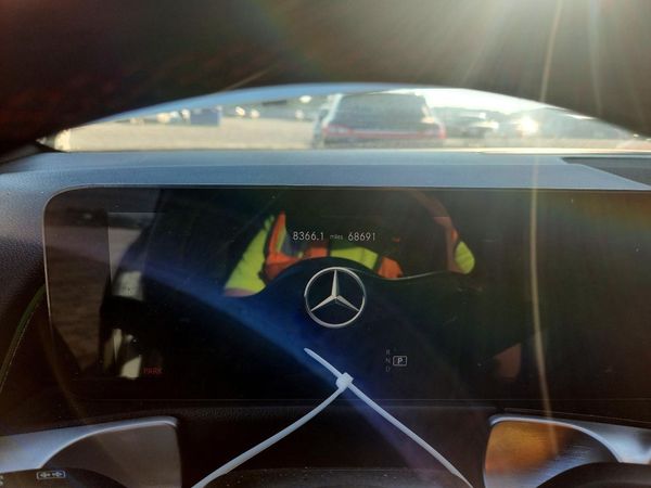 2022 MERCEDES-BENZ GLB GLB250