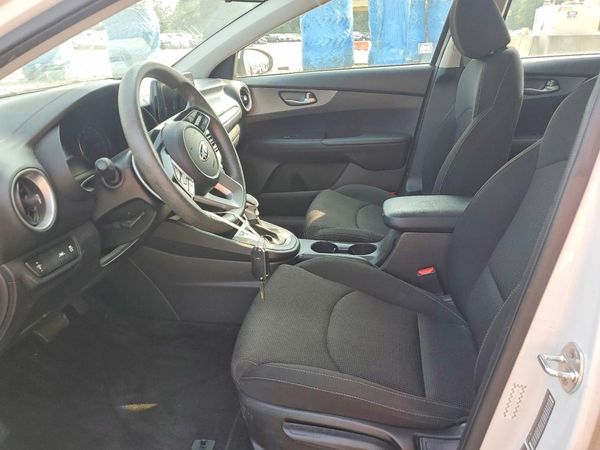 2021 KIA FORTE FE, LXS
