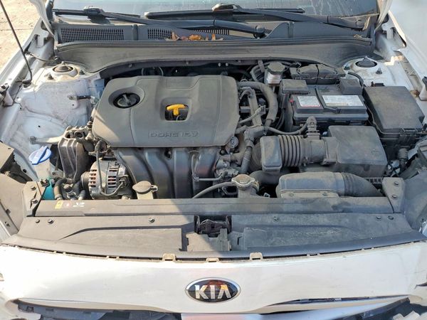 2021 KIA FORTE FE, LXS
