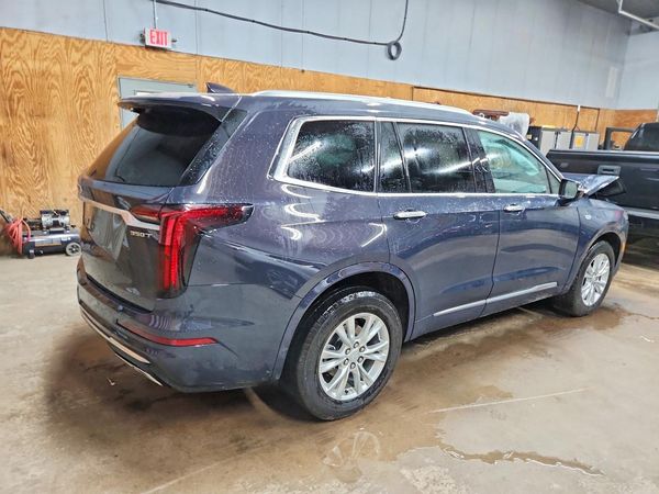 2025 CADILLAC XT6 Luxury — PSRA