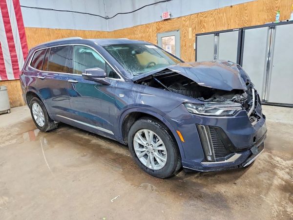 2025 CADILLAC XT6 Luxury — Passenger 3/4