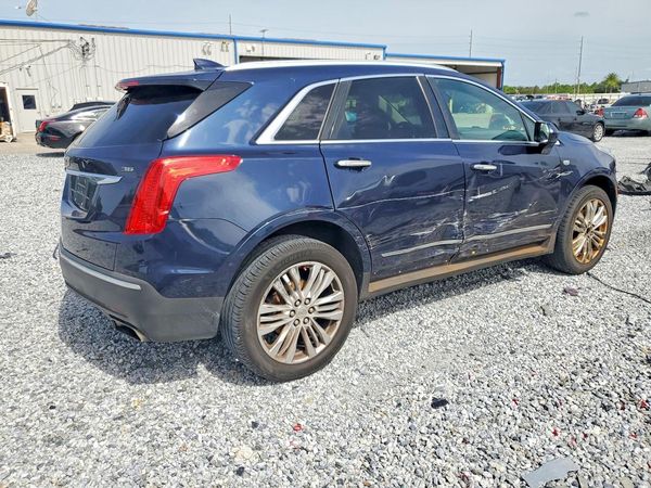 2017 CADILLAC XT5 Premium Luxury