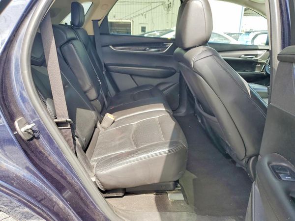 2017 CADILLAC XT5 Premium Luxury