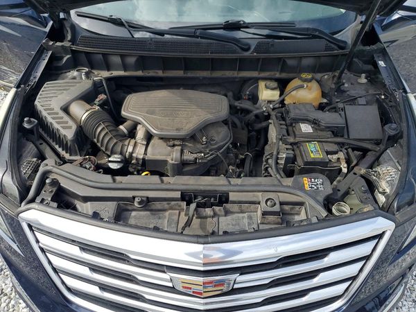 2017 CADILLAC XT5 Premium Luxury