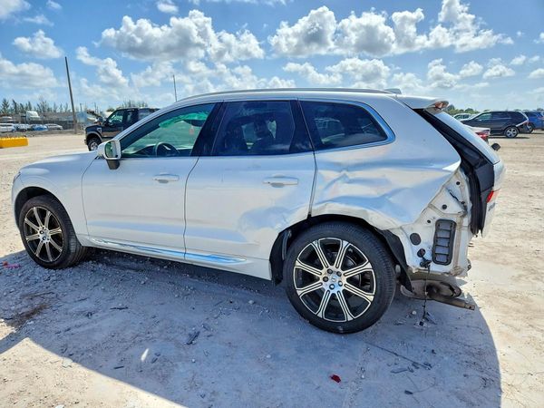 2019 VOLVO XC60 Inscription