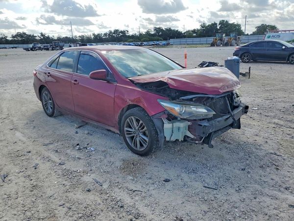 2017 TOYOTA CAMRY
