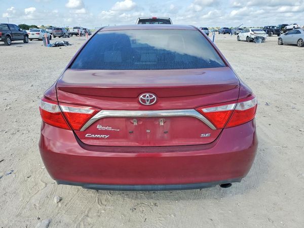 2017 TOYOTA CAMRY