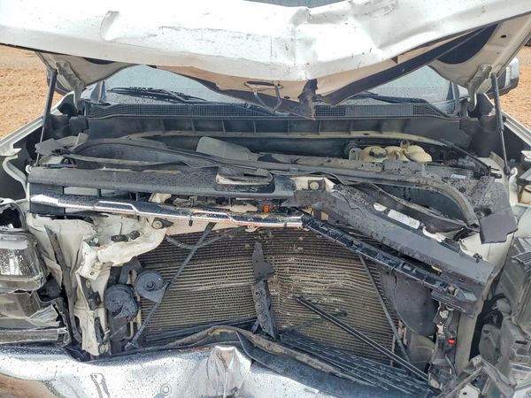 2021 CHEVROLET SILVERADO LTZ — Engine bay