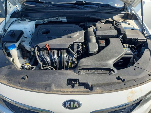 2019 KIA OPTIMA LX, S