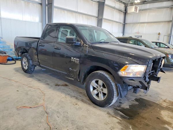2024 RAM 1500 CLASSIC SLT / Warlock
