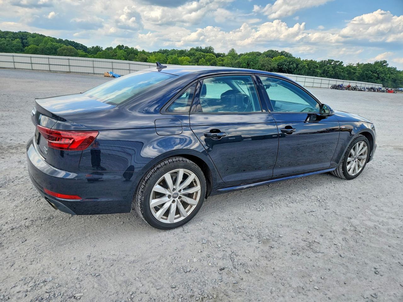 2018 AUDI A4 Premium