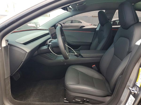 2026 TESLA MODEL 3