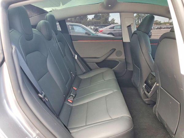 2026 TESLA MODEL 3