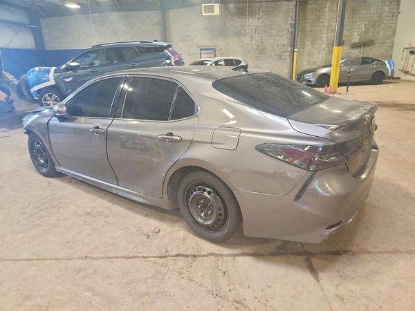 2018 TOYOTA CAMRY