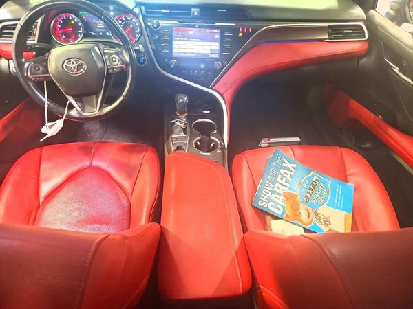 2018 TOYOTA CAMRY