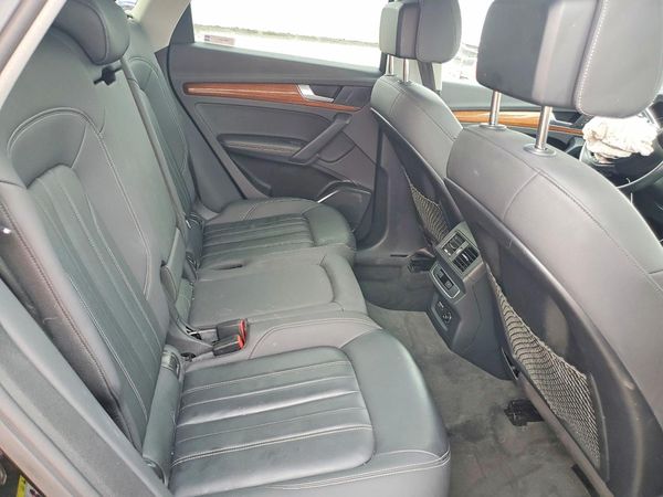 2022 AUDI Q5