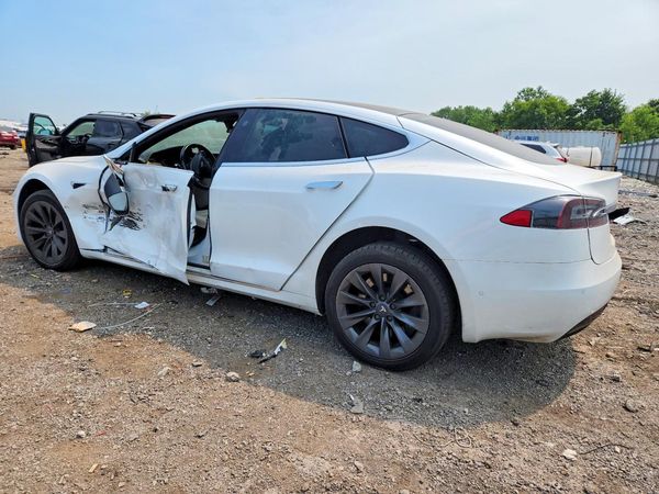 2020 TESLA MODEL S