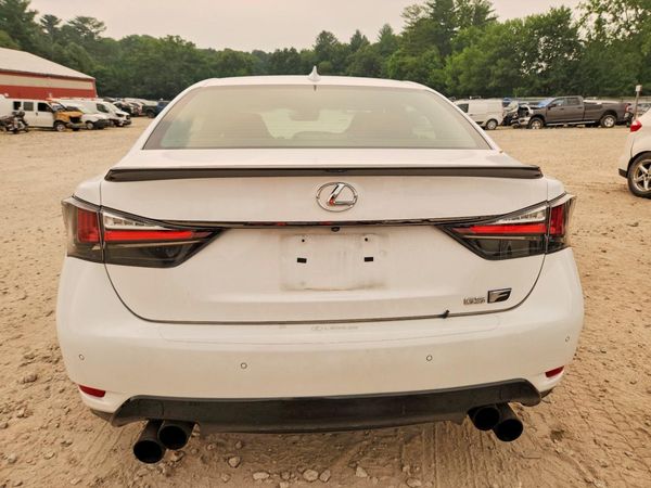 2016 LEXUS GS F