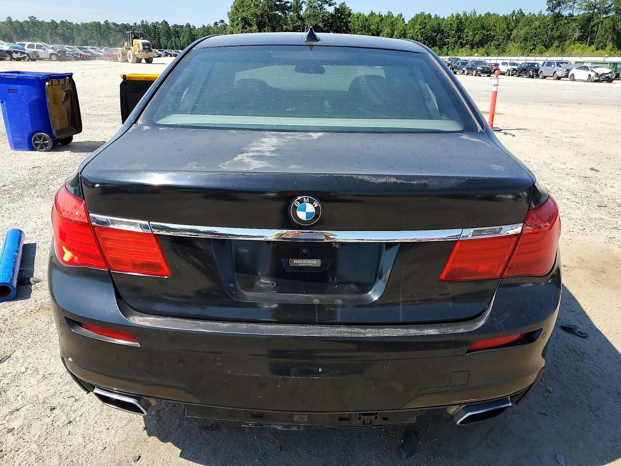 2012 BMW 750 750Lxi/Alpina B7 xDrive