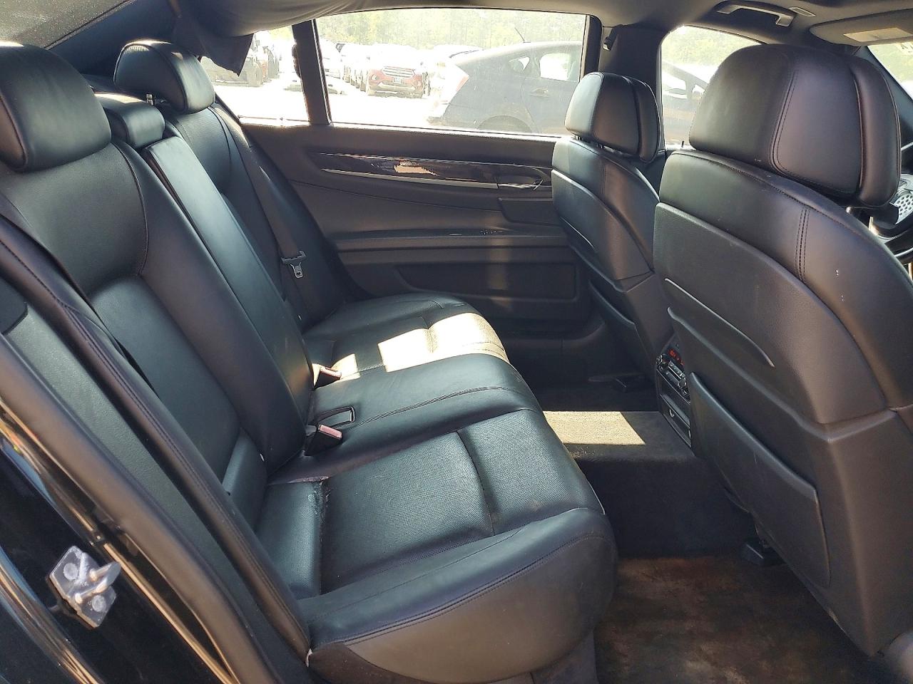2012 BMW 750 750Lxi/Alpina B7 xDrive