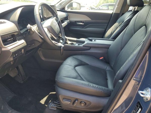 2024 TOYOTA GRAND HIGHLANDER