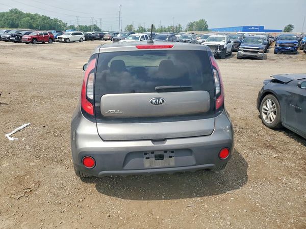 2018 KIA SOUL Base