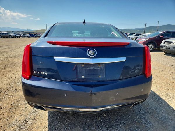 2013 CADILLAC XTS Luxury