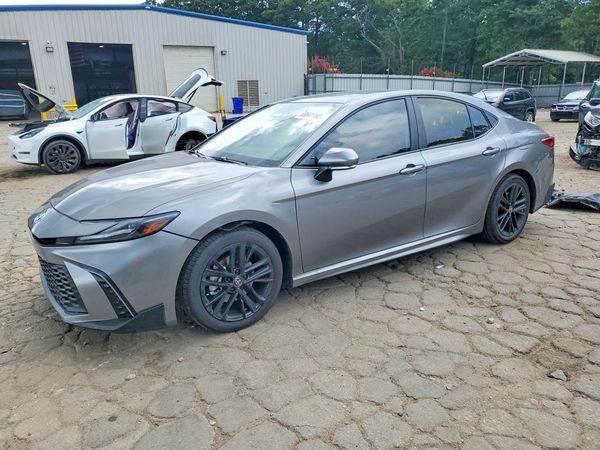 2026 TOYOTA CAMRY