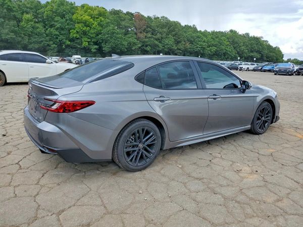 2026 TOYOTA CAMRY