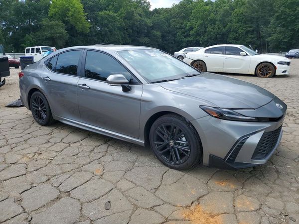 2026 TOYOTA CAMRY