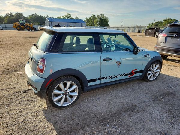 2013 MINI COOPER