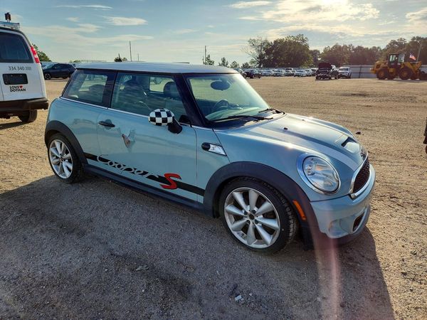2013 MINI COOPER