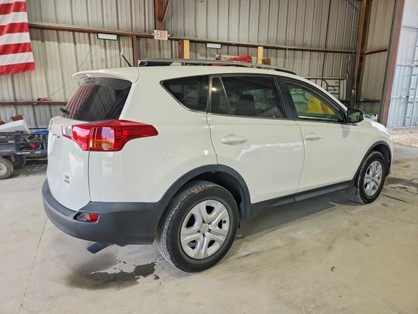 2015 TOYOTA RAV4