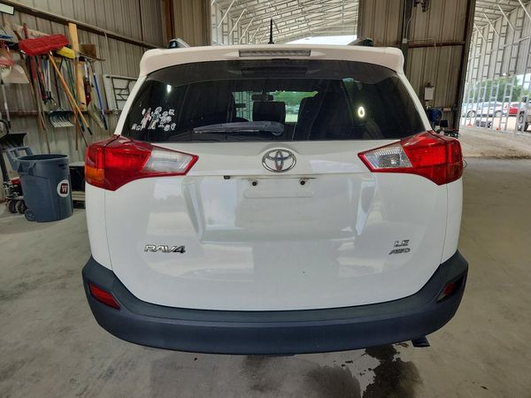 2015 TOYOTA RAV4