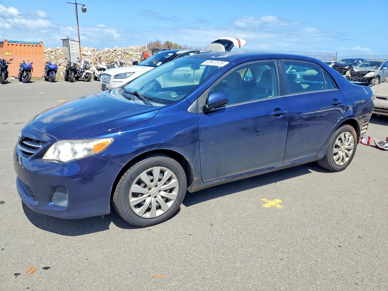 2013 TOYOTA COROLLA