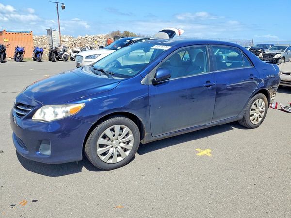 2013 TOYOTA COROLLA