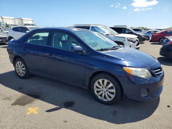 2013 TOYOTA COROLLA