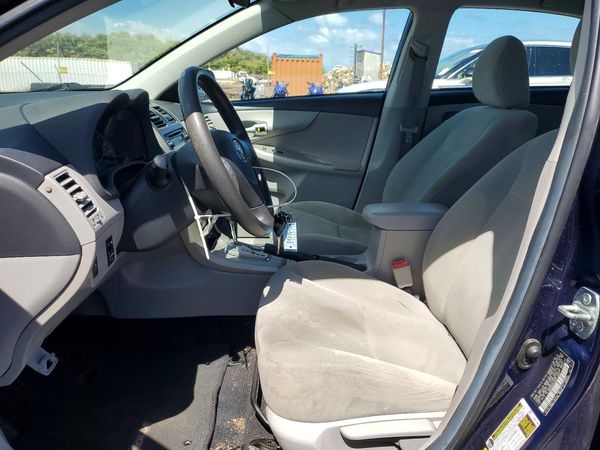 2013 TOYOTA COROLLA
