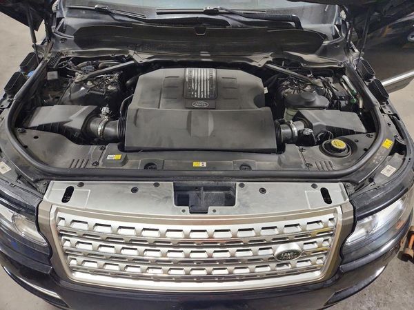 2016 LAND ROVER RANGEROVER Autobiography