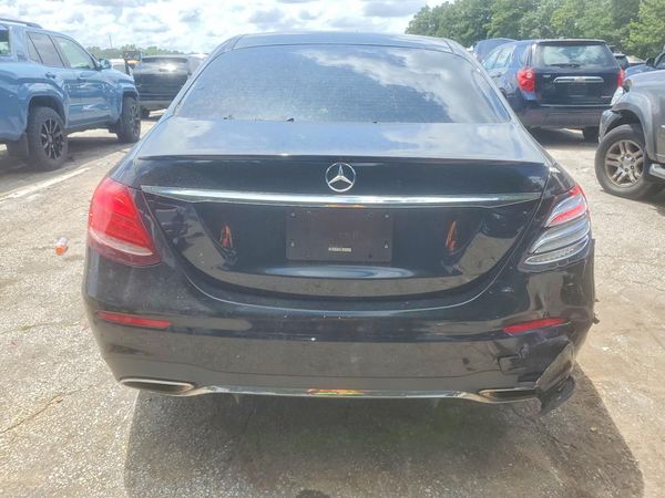 2018 MERCEDES-BENZ E E300-4M