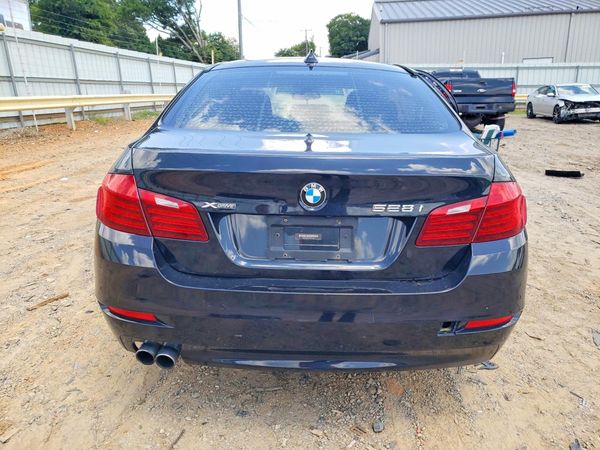 2016 BMW 528