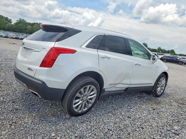 2018 CADILLAC XT5 Platinum