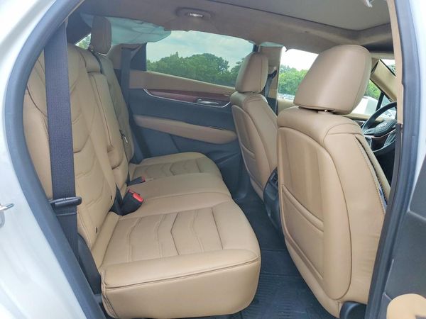 2018 CADILLAC XT5 Platinum