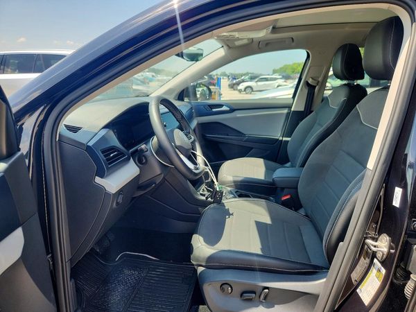 2023 VOLKSWAGEN TAOS