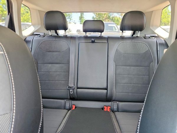 2023 VOLKSWAGEN TAOS