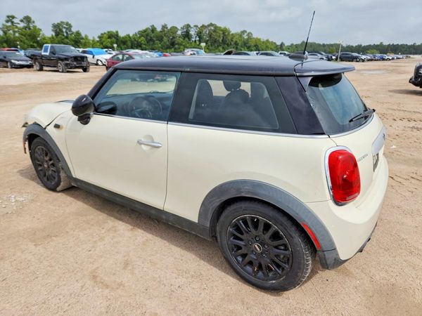 2014 MINI COOPER