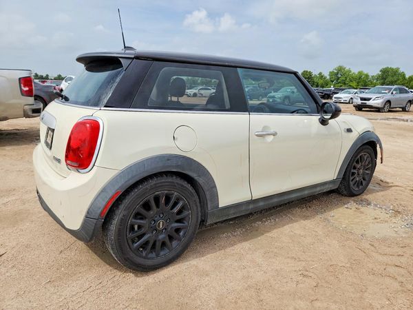 2014 MINI COOPER